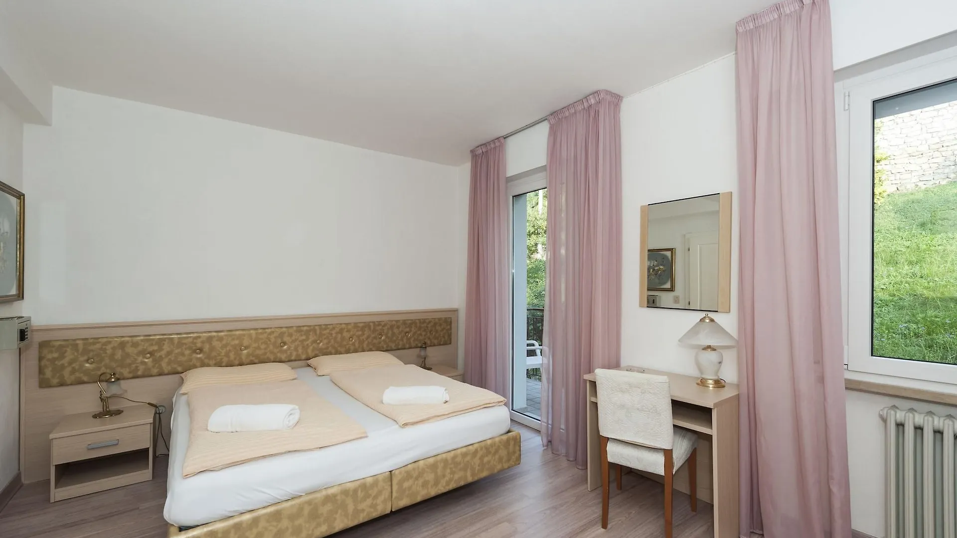 Hotel Villa Carmen Malcesine 3*,